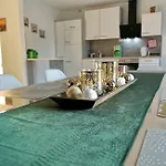 Modern Wohnen I Parkplatz I Wlan I Netflix I Balkon I 6 Schlafplaetze Bad Oeynhausen