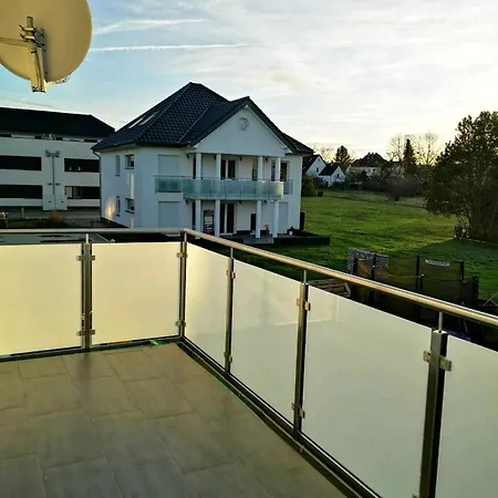 Modern Wohnen I Parkplatz I Wlan I Netflix I Balkon I 6 Schlafplaetze Apartment Bad Oeynhausen