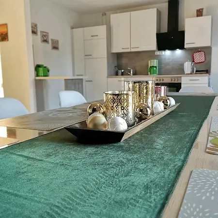 Modern Wohnen I Parkplatz I Wlan I Netflix I Balkon I 6 Schlafplaetze Bad Oeynhausen