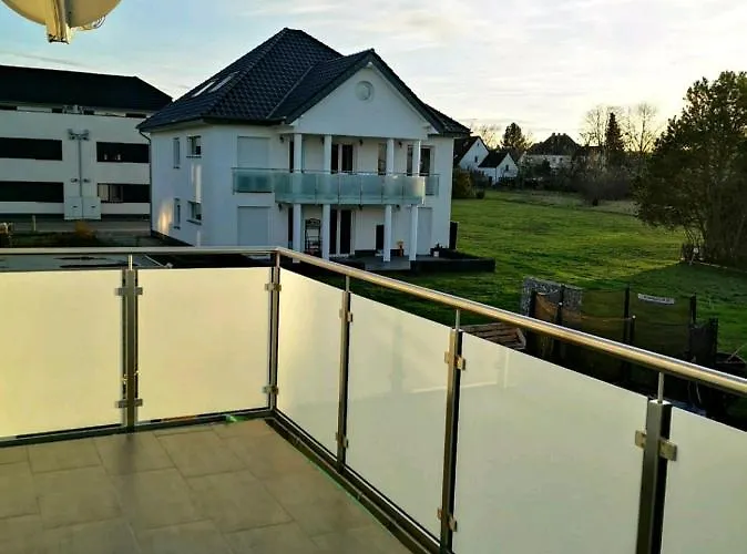 Modern Wohnen I Parkplatz I Wlan I Netflix I Balkon I 6 Schlafplaetze Apartment Bad Oeynhausen